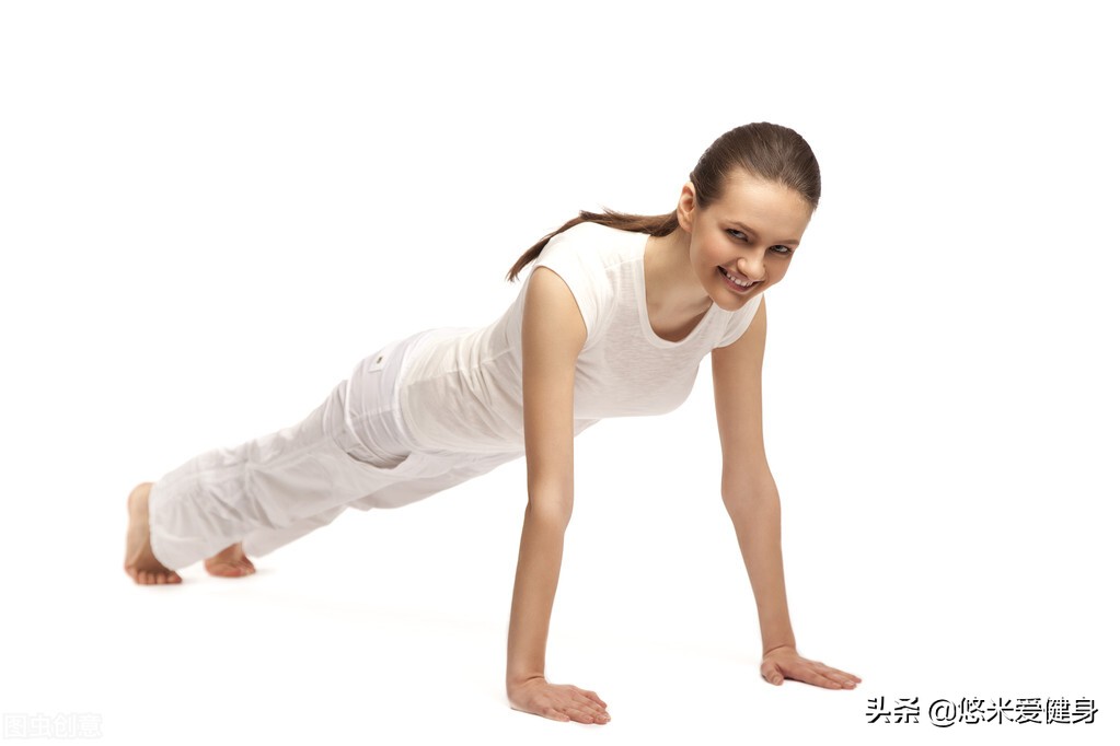 标准俯卧撑做15个,初级俯卧撑训练方法及计划