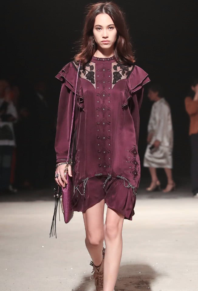 水原希子短发要烫吗,水原希子的发型怎么做