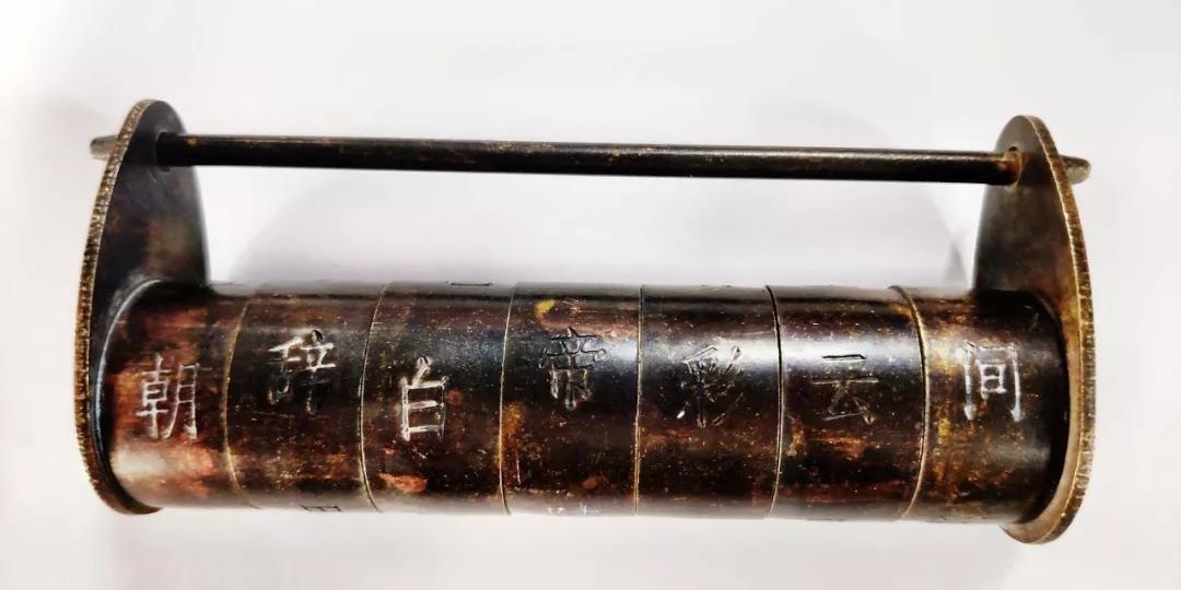 皇寺古玩市场,古玩市场老物件漆器