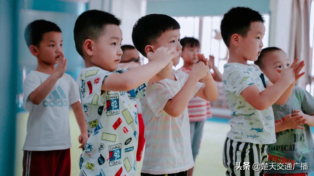 武汉青少年体育夏令营好报名不,武汉青少年体育夏令营提供器材吗