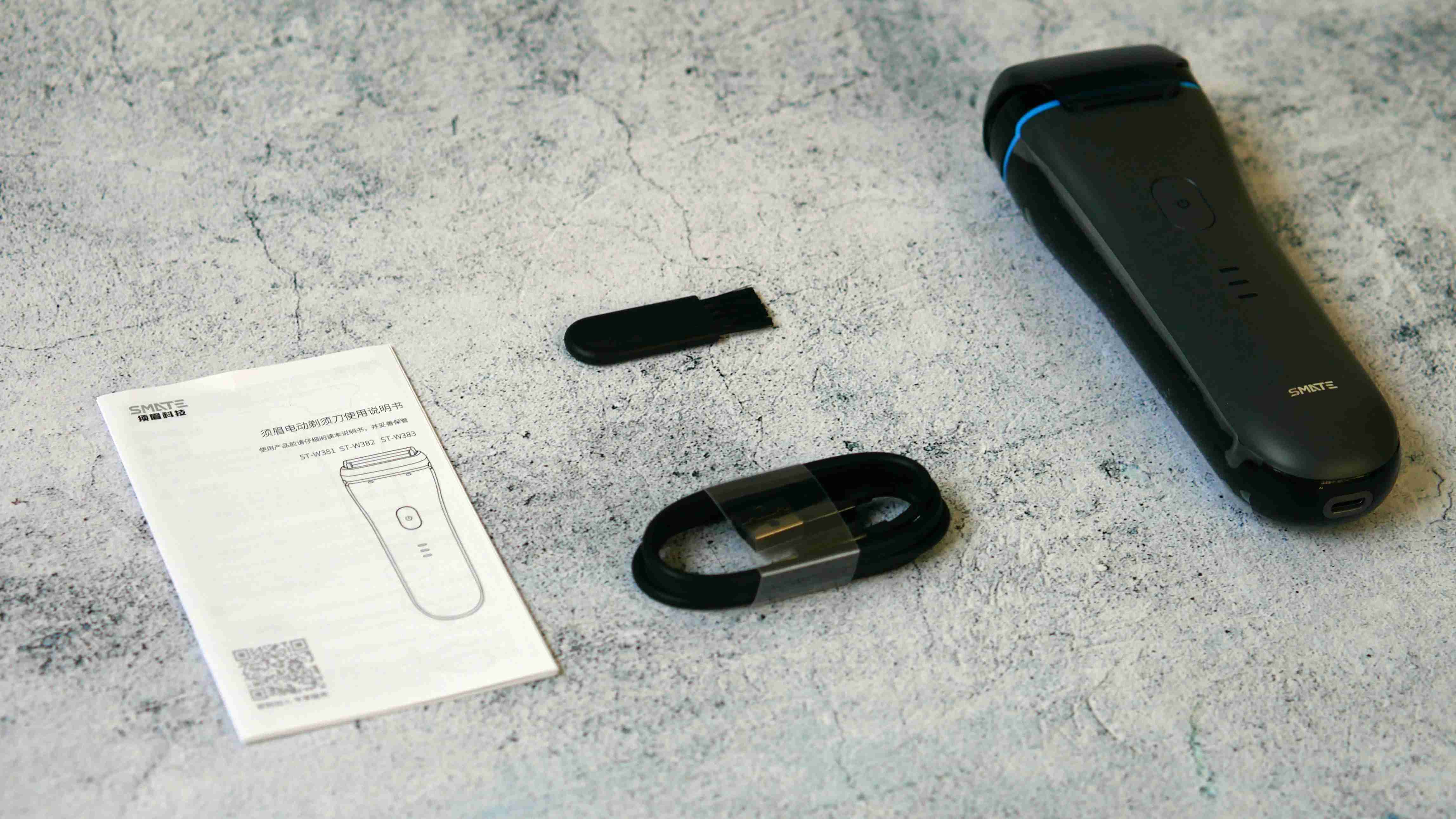 国产剃须刀终于有个能打的了，博朗松下措手不及