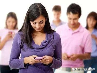 颈椎疼脖子僵硬简单锻炼动作,颈椎疼缓解动作操