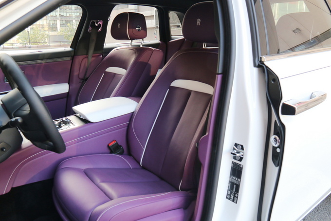 全新一代劳斯莱斯古思特,豪华180评测