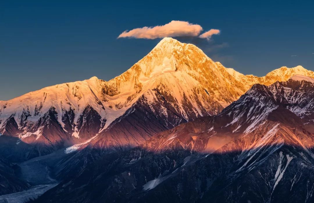 一座比珠穆朗玛峰还难登的雪山,有一座山比珠穆朗玛峰还要高