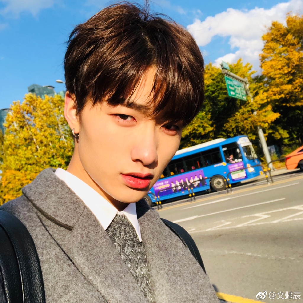 易烊千玺偶练,易烊千玺小成员