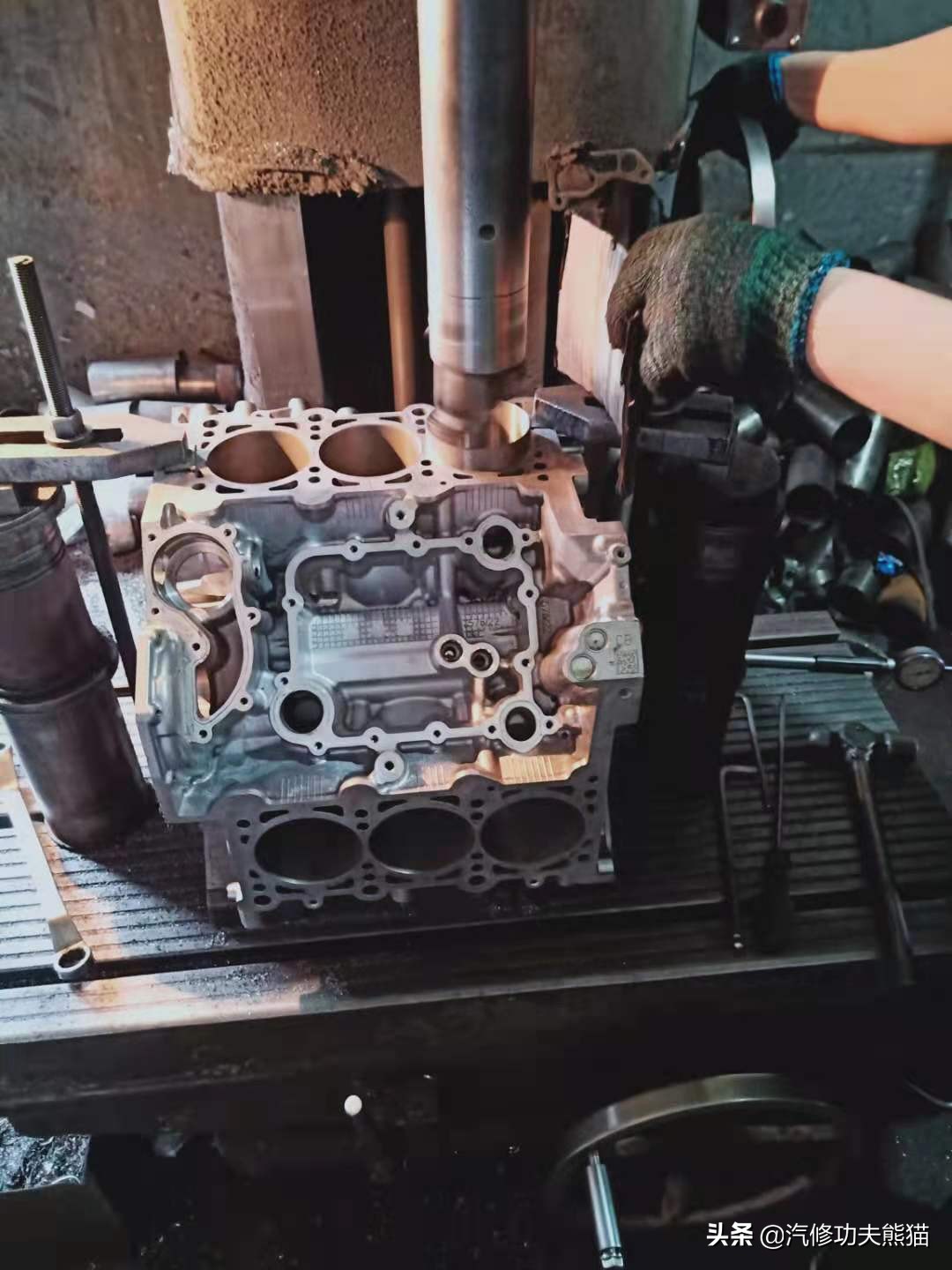 2010年的奥迪a6l2.8烧机油吗,08年奥运版奥迪a6值多少钱