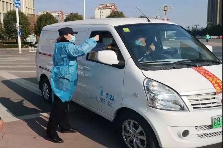 战疫警花巾帼力量绽放芳华,临沂警花