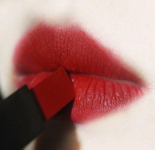 不愧是大火的小金条，显白有气质，盲选都不会错，这是来抢钱的？