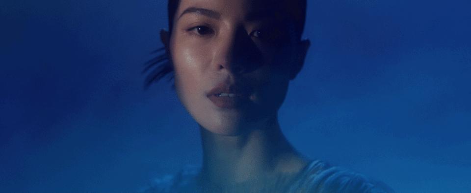 钟楚曦给网红化妆,钟楚曦百变波点