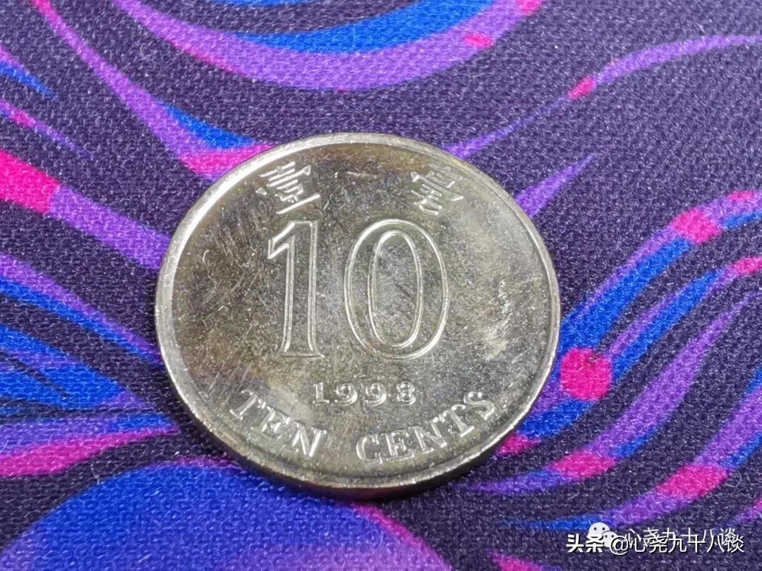 晚风还新,时光未老,每一枚硬币都是来过的见证,致敬逝去的岁月