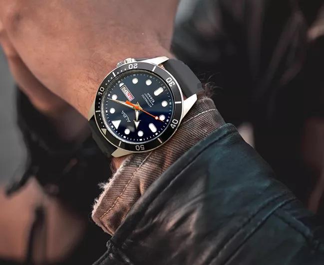 便宜又好的潜水表,潜水表哪一款最值得买