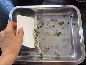 在家普通米制作肠粉米浆视频,自己在家也可以做美味肠粉