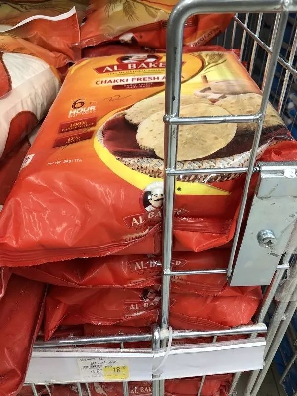 迪拜生活真实工资,在迪拜怎么降低生活成本