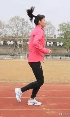 正确的跑姿掌握这五点,为什么跑姿不对