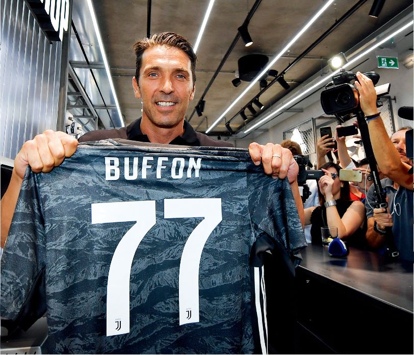 下手稳！准！狠！尤文图斯的免签之道