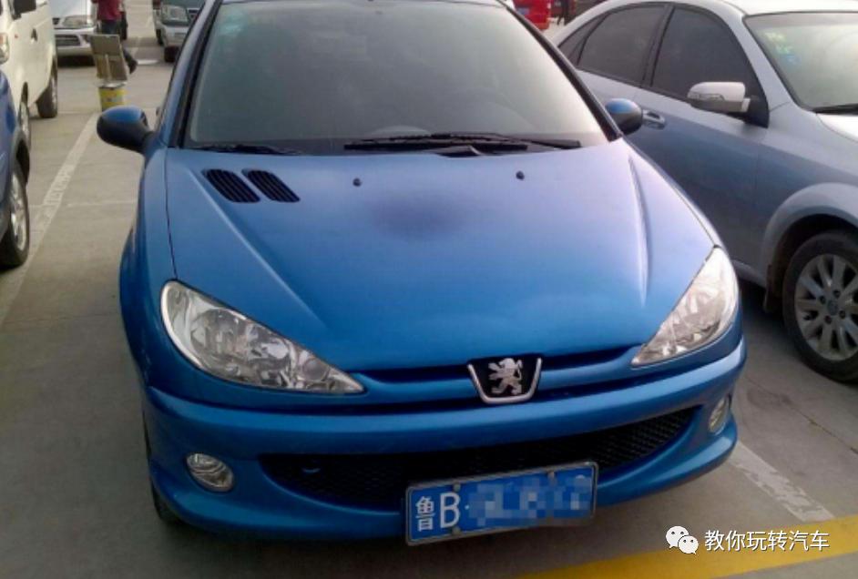 汽车颜色买红色好吗,买车红色弊端