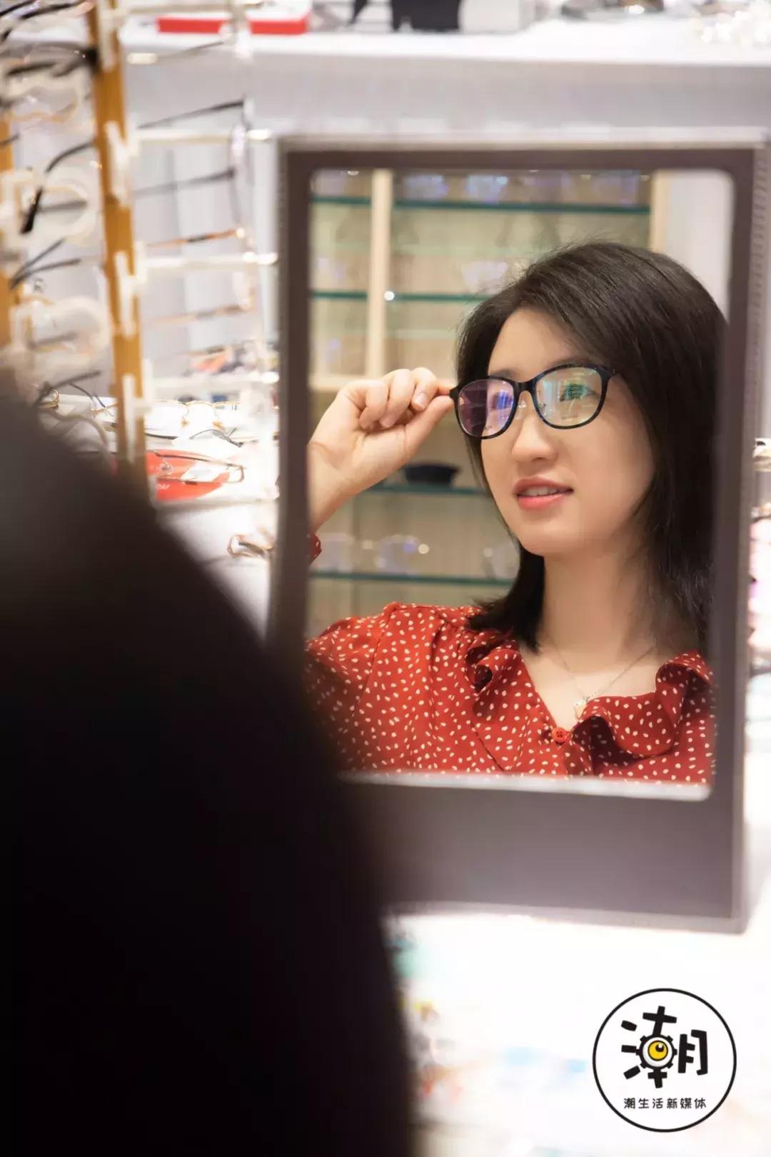 成都春熙路眼镜店100元,成都配眼镜推荐的店