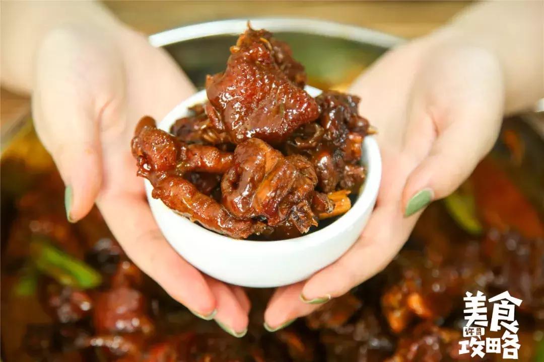 隐藏在巷子里的地锅鸡好吃,这家藏在巷子里的30年老字号