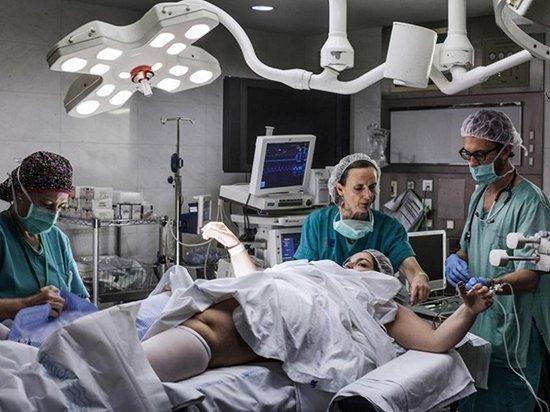 19岁昆明女模特吃药放纵自己,肠子都烂了!网友:醒醒吧你