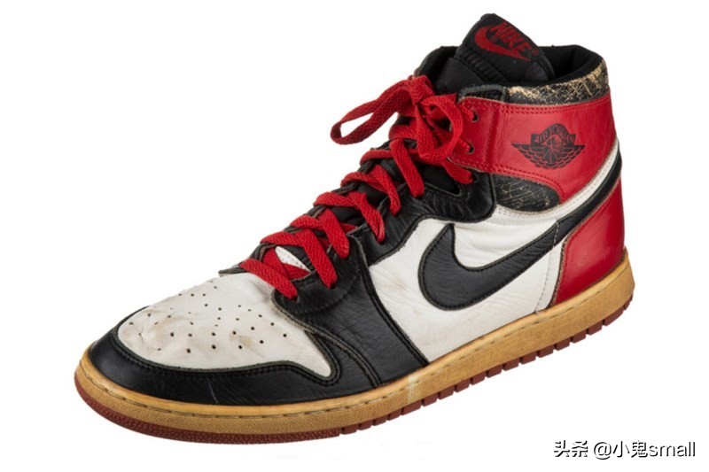 乔丹aj1黑灰脚趾低帮价格,乔丹发布aj1