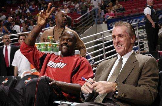 魔鬼教头,詹姆斯甘愿降薪1600万加盟,奥尼尔被训的服服帖帖