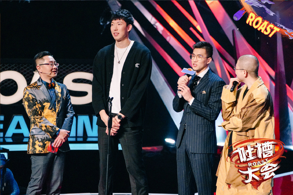 《吐槽大会》停播，黄健翔内涵中国篮球，男篮没有藏着委屈吗