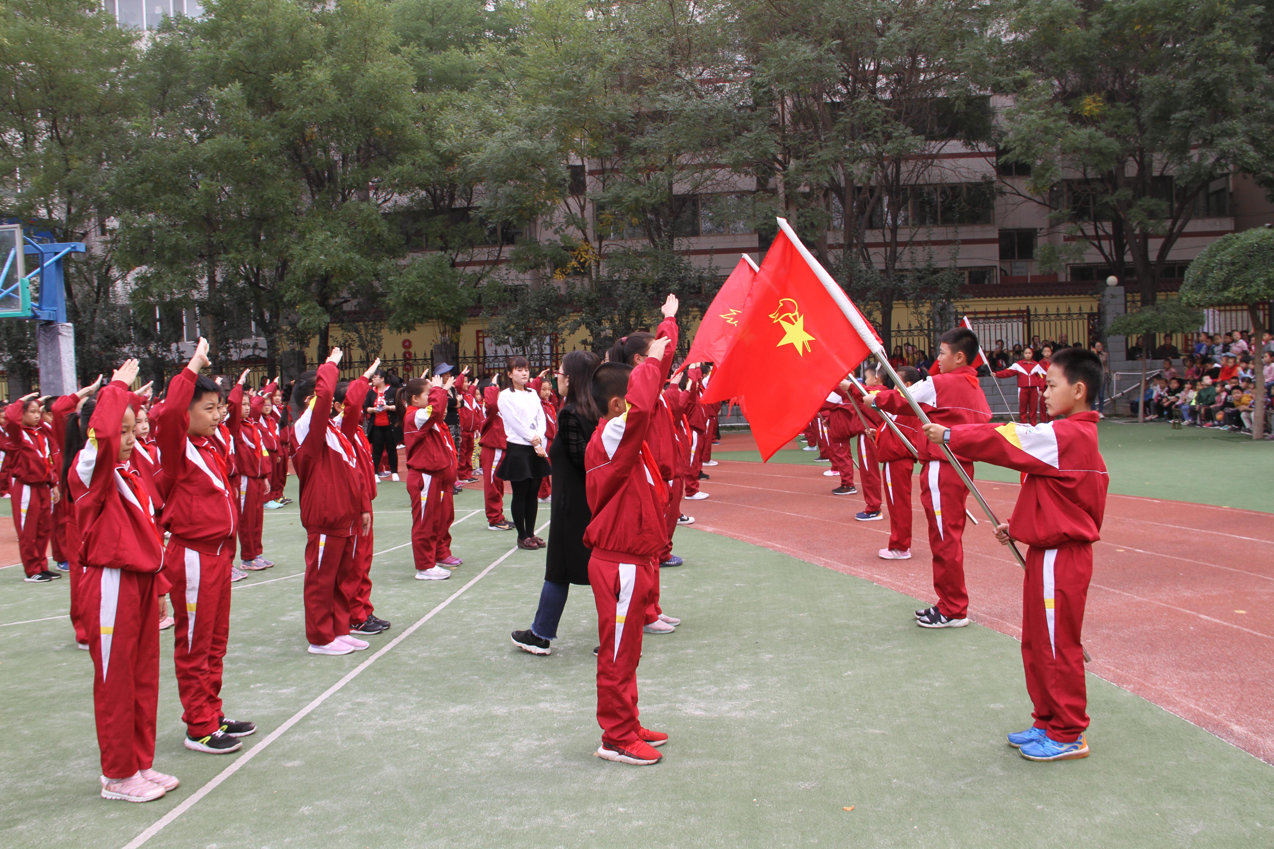 有一种光荣,有一种光荣叫我是一名少先队员