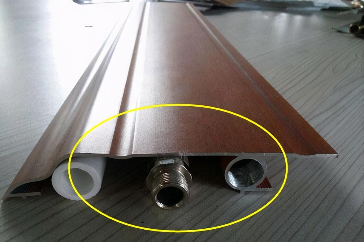 踢脚暖集中供暖,踢脚暖采暖的危害