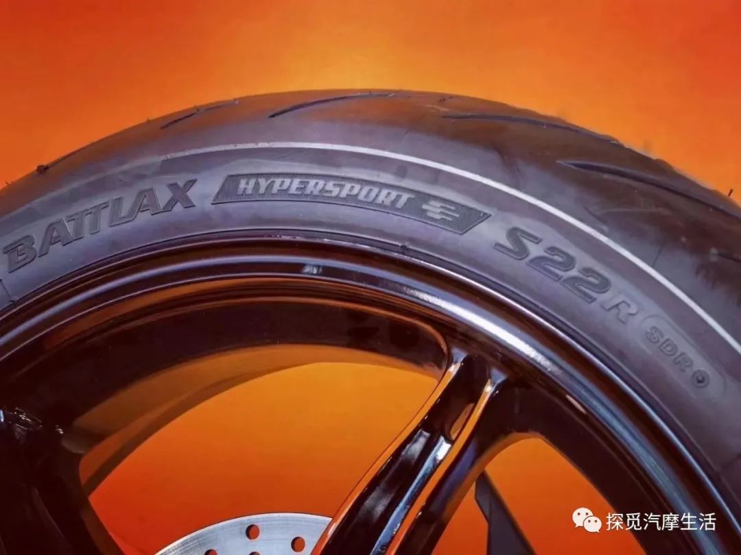 19款ktm1290superduker测评,超级公爵ktm1290新手