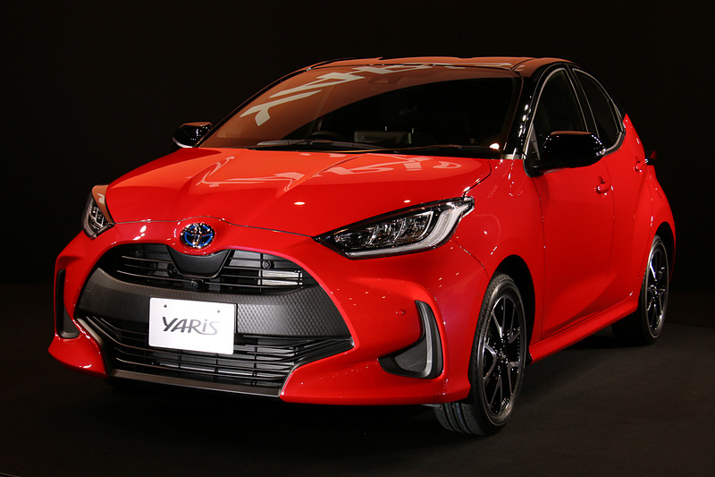 丰田雅力士新款赛车,丰田雅力士对比飞度