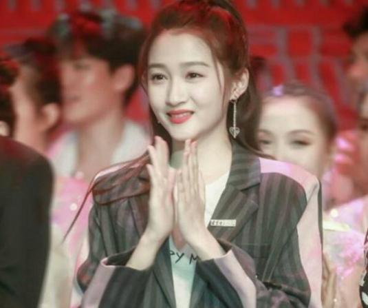 刘海对人的改变,刘海对一个人颜值影响多大