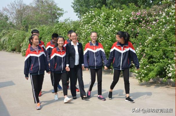 新城中学地理教研,新城中学校园