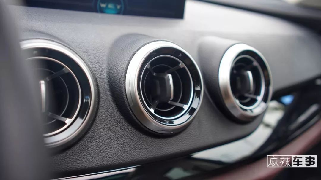 weyp8如何快速充电,一周仅冲一次电