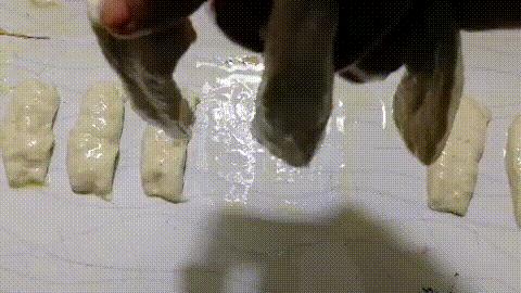 油条怎么做酥脆松软500克面粉隔夜,油条最简单的做法1千克面粉