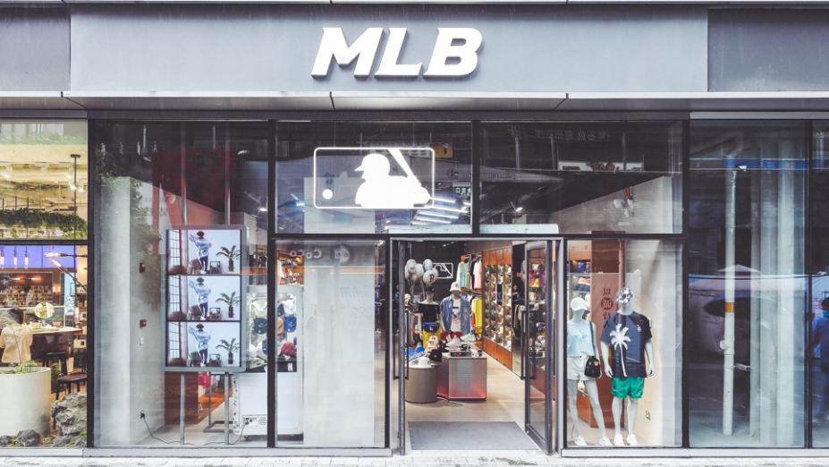 mlb四季坊店怎么样,mlb门店陈列穿搭