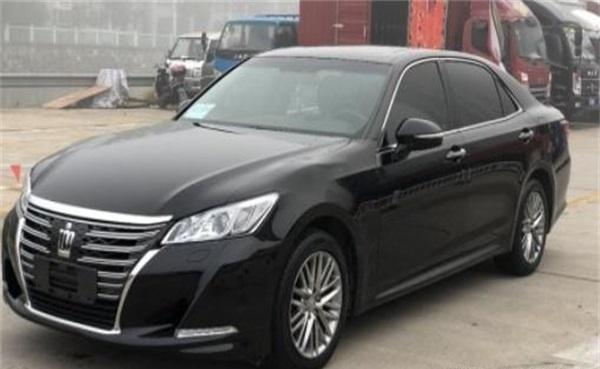 13代半皇冠的优点和缺点,17年丰田皇冠2.5的缺点