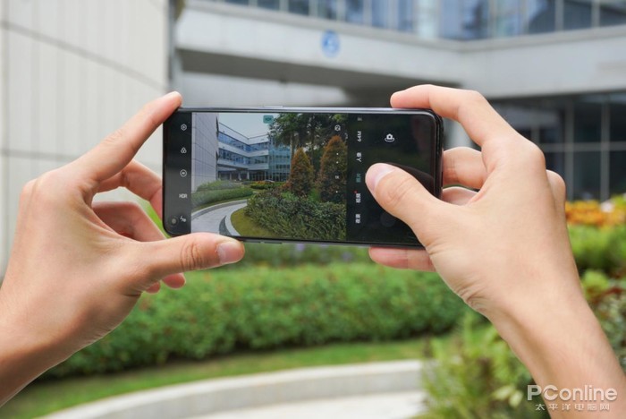 真我gtneo闪速版和真我gtneo2t,真我gtneo2t评测支持快充吗