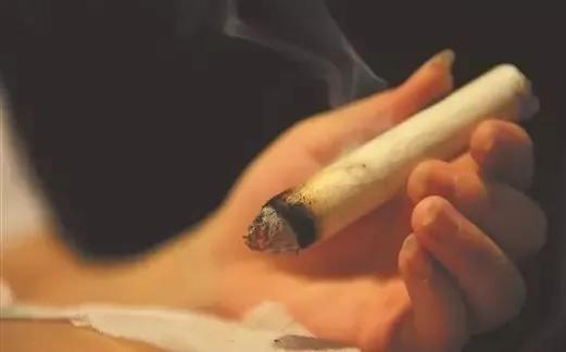 蕲艾艾灸有作用吗,蕲艾灸怎么使用