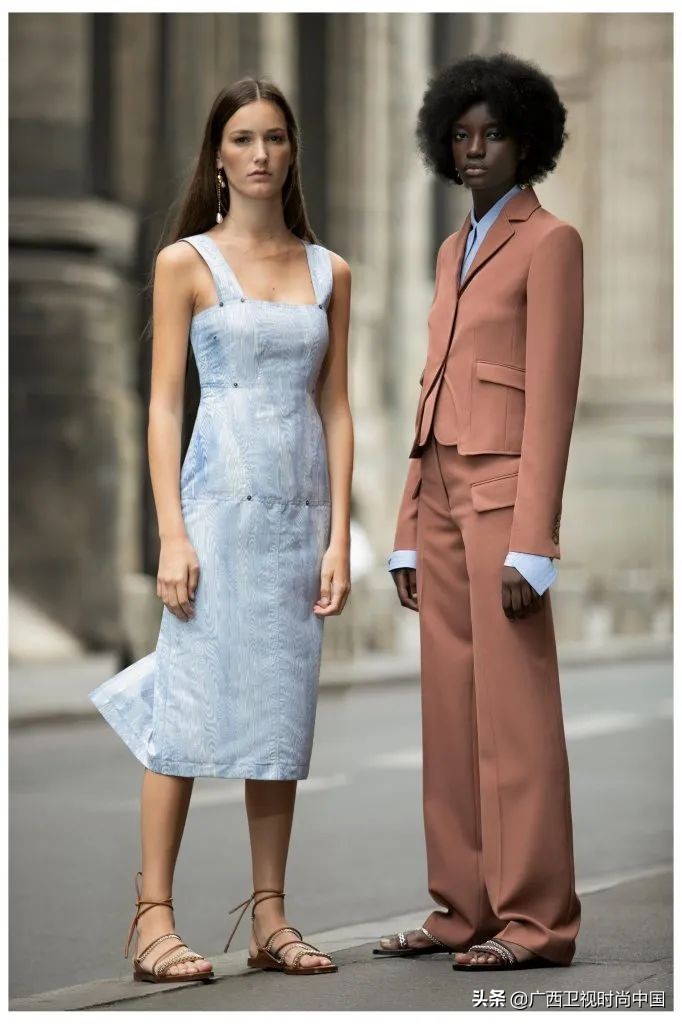 穿搭高级感冷淡风职场,冷酷风穿搭职场