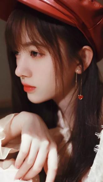 七言律诗.独倚篱笆数落花（五）