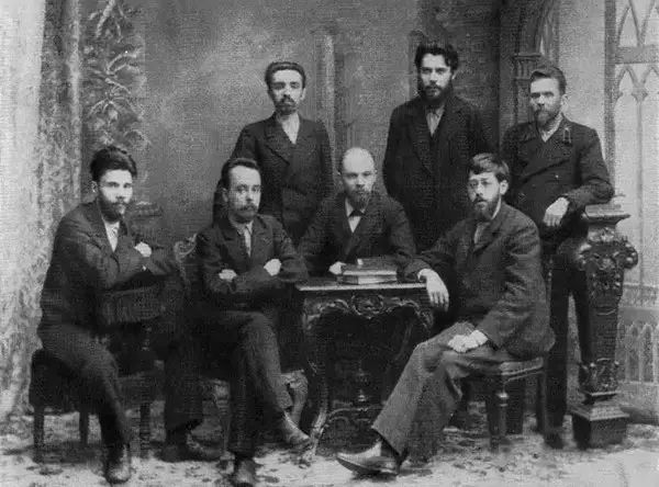 列宁照片超清,列宁年轻时候的照片