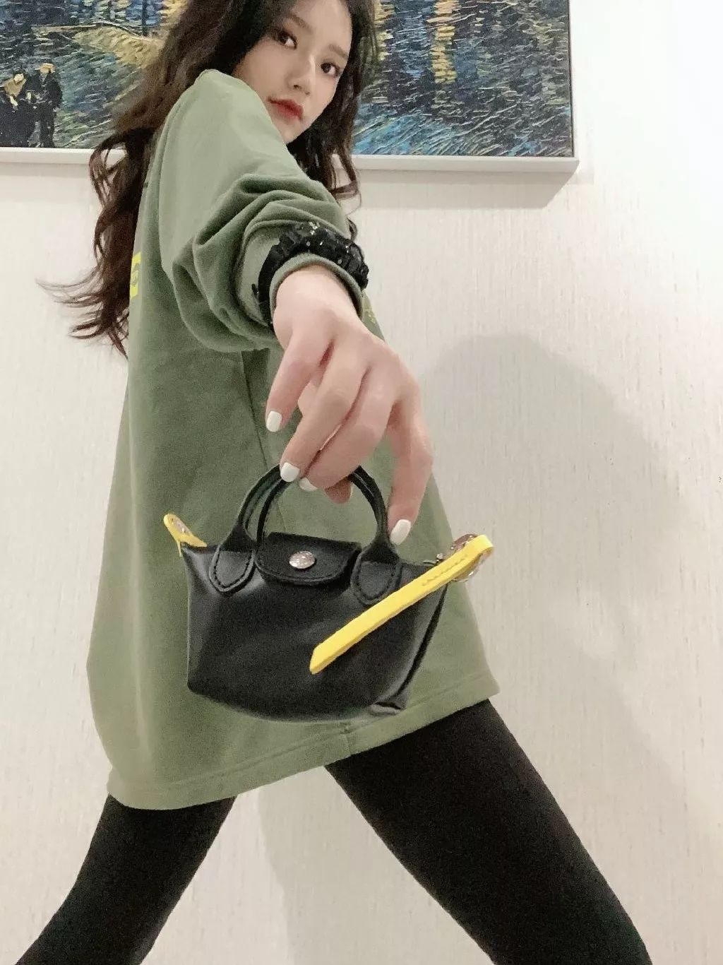 不到半天就火速售罄,才0.1秒就售罄