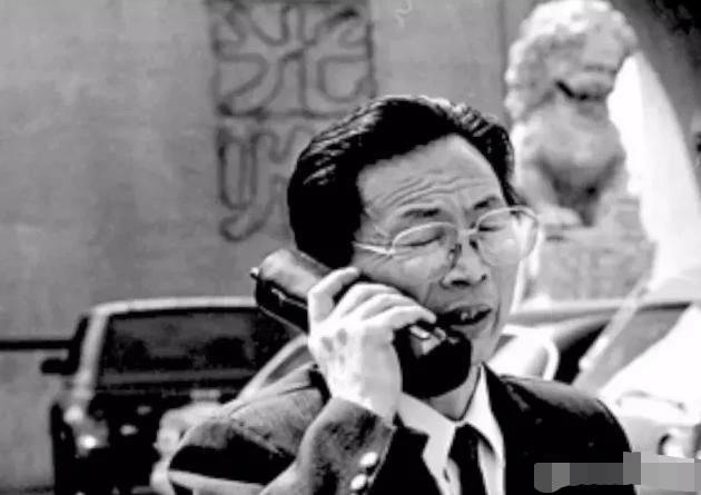 第一个有手机号的人选了什么号码,中国第一个办理手机号的人是谁