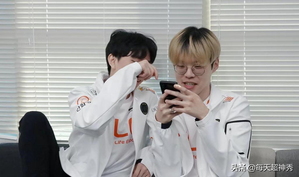 hle全胜晋级s11正赛,hle最新比赛chovy