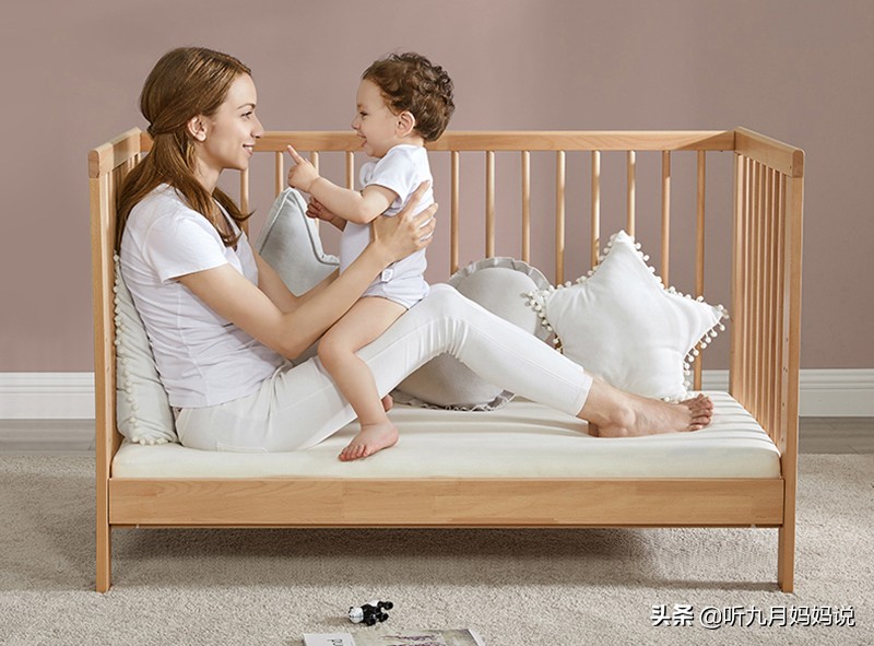 让孩子大人都能安心睡，婴儿床要挑选好~