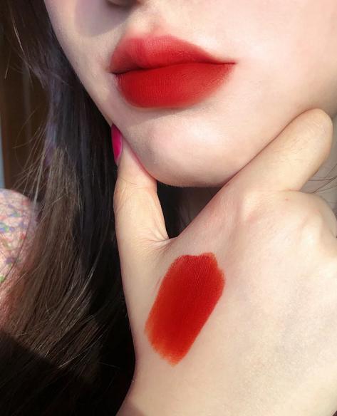 超级好看的显白大牌口红,超级好看的大牌口红试色