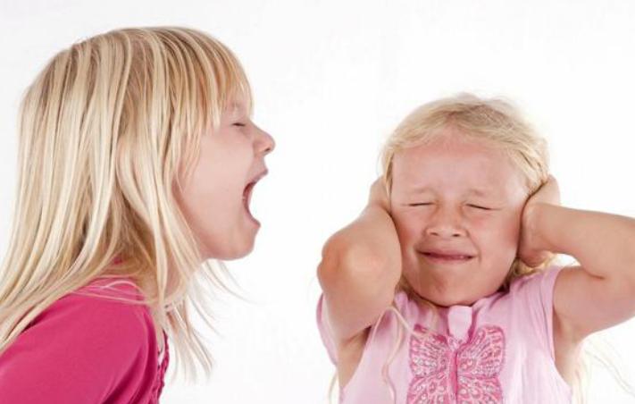 孩子脾气爆发了家长怎么做,孩子脾气暴躁时父母应该怎么做