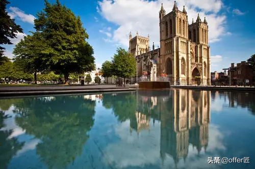 英国市中心的名校,英国小城市有哪些大学