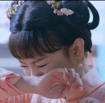 两个月前的边线球未解，现在又来个乌龙球！中国队，求你别急了