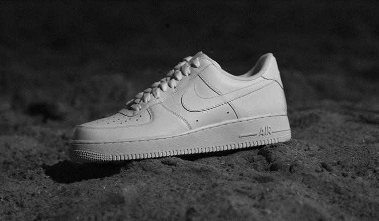 50年后，让你的孙子也穿上纯白AF1—日常吹AF1